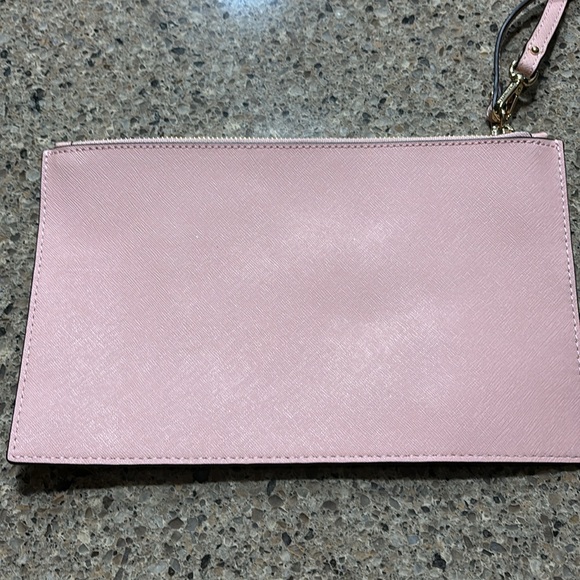 Michael Kors wristlet Large - Picture 5 of 7